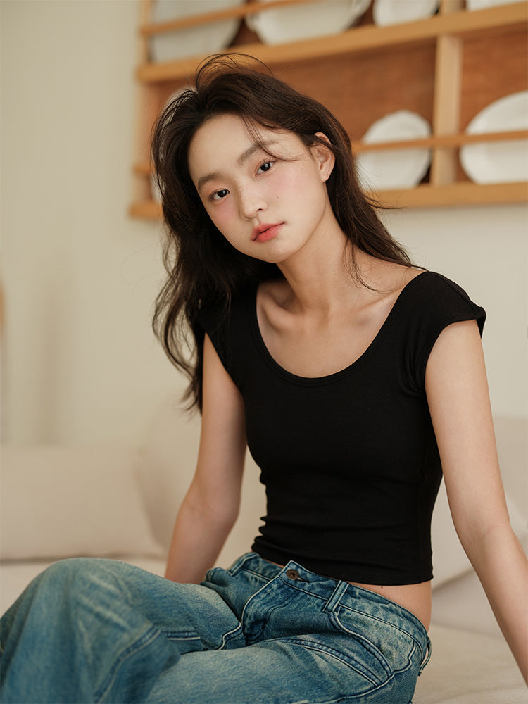 【在庫処分】カップ付きバックオープンキャミソール