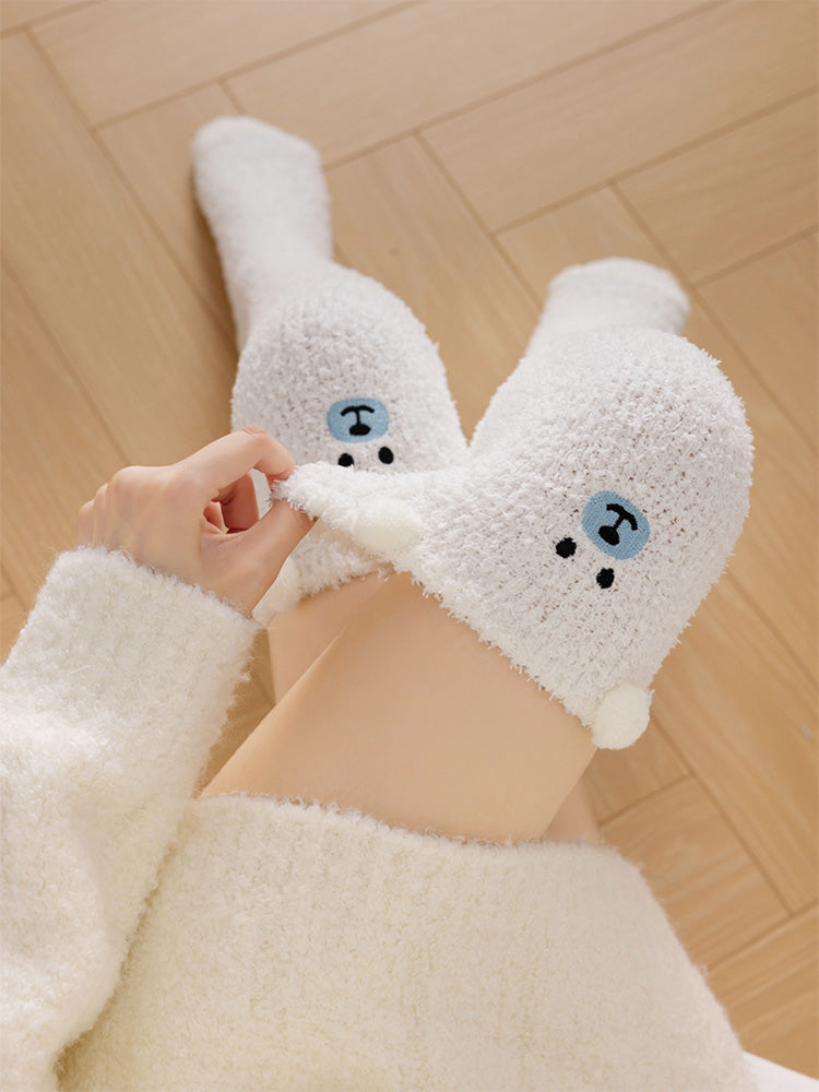もこもこ可愛い熊ルームソックス