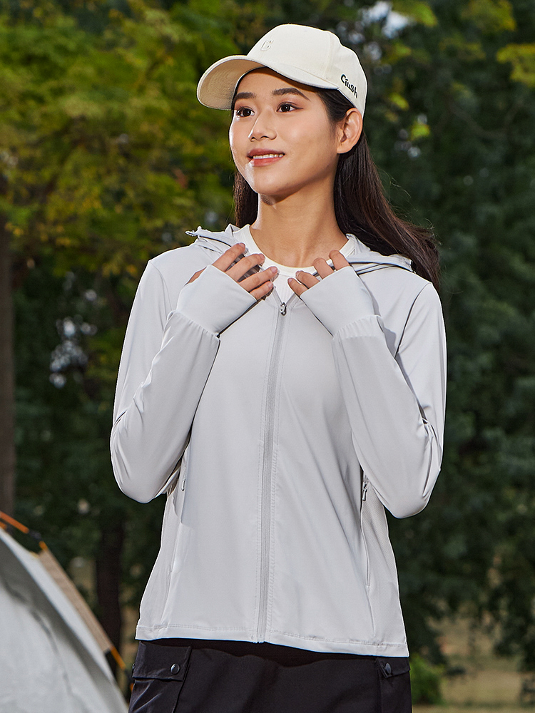 【UPF50+】日焼け対策 指穴付ジップアップパーカー(女性)