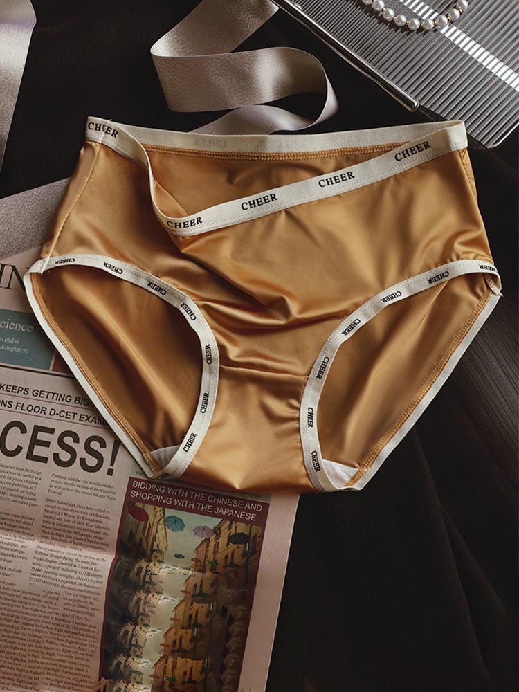 【在庫処分】アイスシルク 滑らかタッチショーツ はきこみ丈ふつう