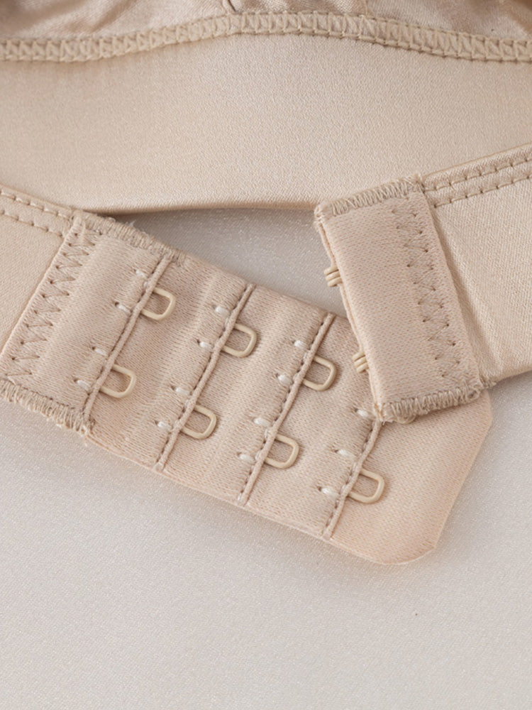 【ノンワイヤー】光沢三角カップ シルクブラ