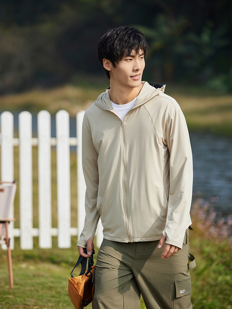 【在庫処分】顔まで全面的に日焼け止め!接触冷感パーカー(男性)