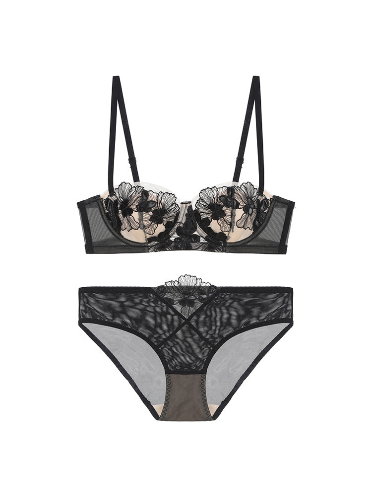 【エアリー・ワイヤー入り】花柄刺しゅうブラセット 1/2カップ