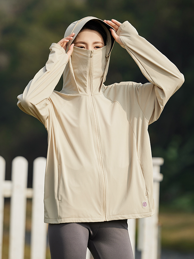 【在庫処分】顔まで全面的に日焼け止め!接触冷感パーカー(女性)