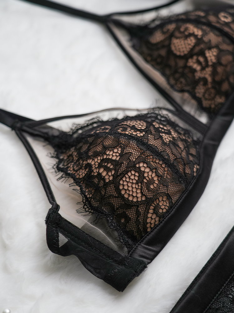 【ノンワイヤー】総レース ノンワイヤー通気ブラ&ショーツ