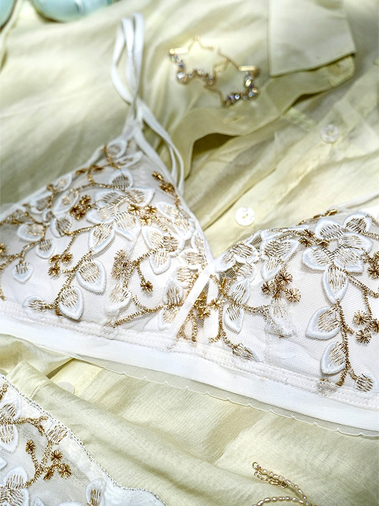 【在庫処分】【ノンワイヤー】フランス刺繡セクシーレース下着セット ブラ&ショーツ