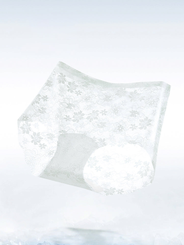 透け感がある シームレスショーツ