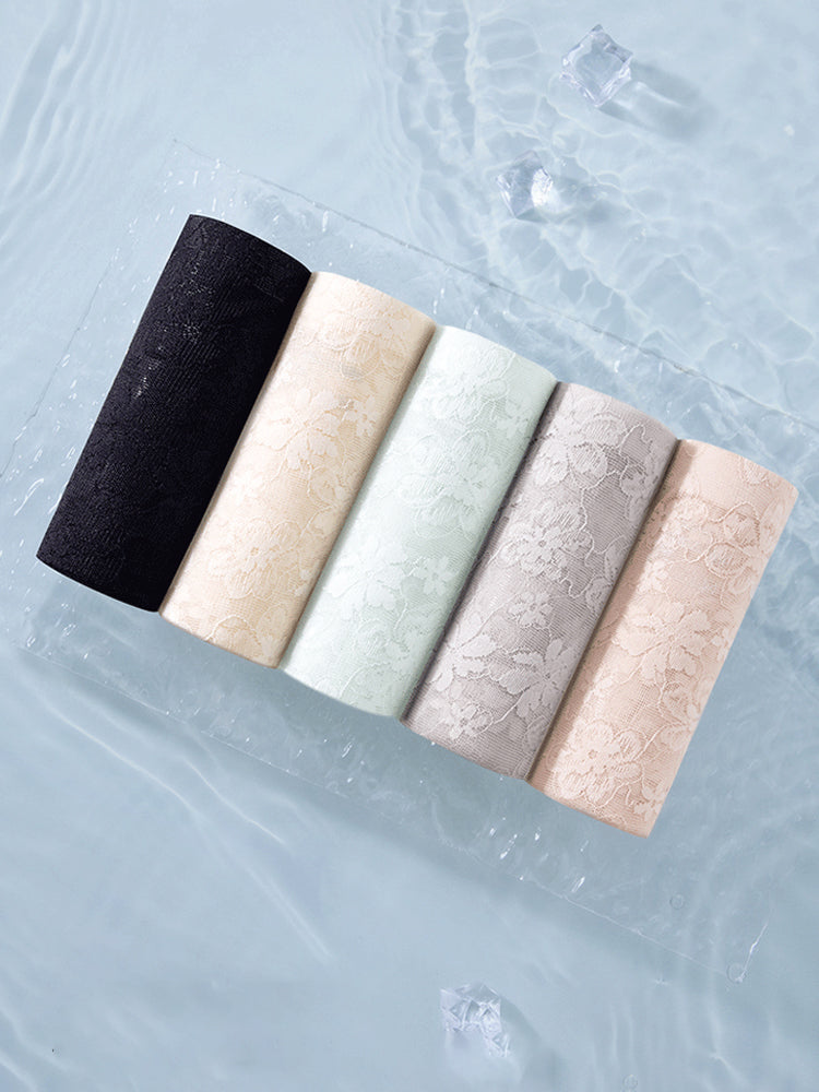 透け感がある シームレスショーツ