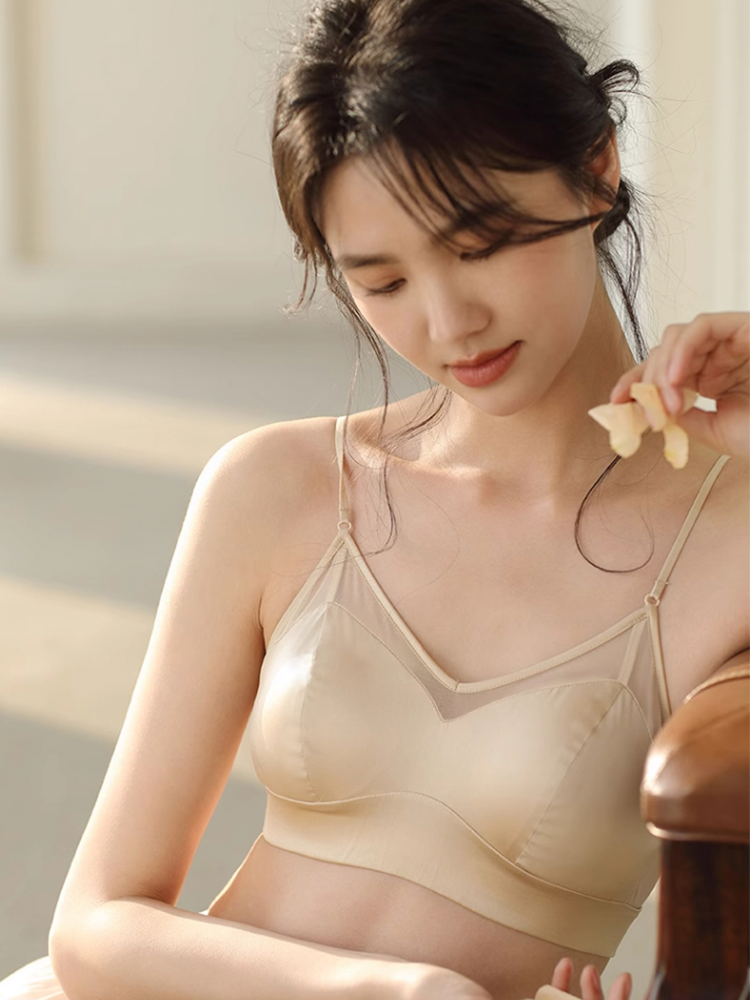 【ノンワイヤー】ムレにくいシルク通気ブラ