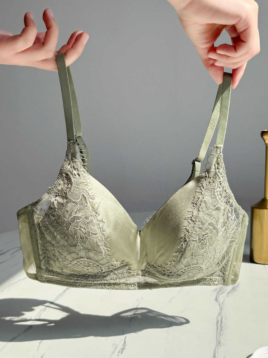 【Silky Comfort】薄手カップ ノンワイヤーブラジャー