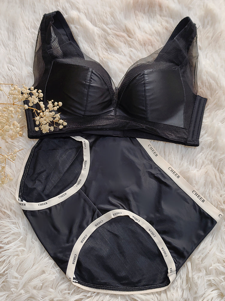 【在庫処分】アイスシルク 滑らかタッチショーツ はきこみ丈ふつう