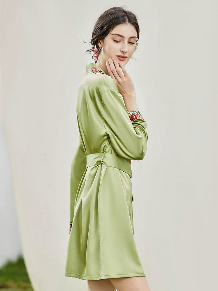 【ガウン】刺しゅう花柄 ベルト付きガウン