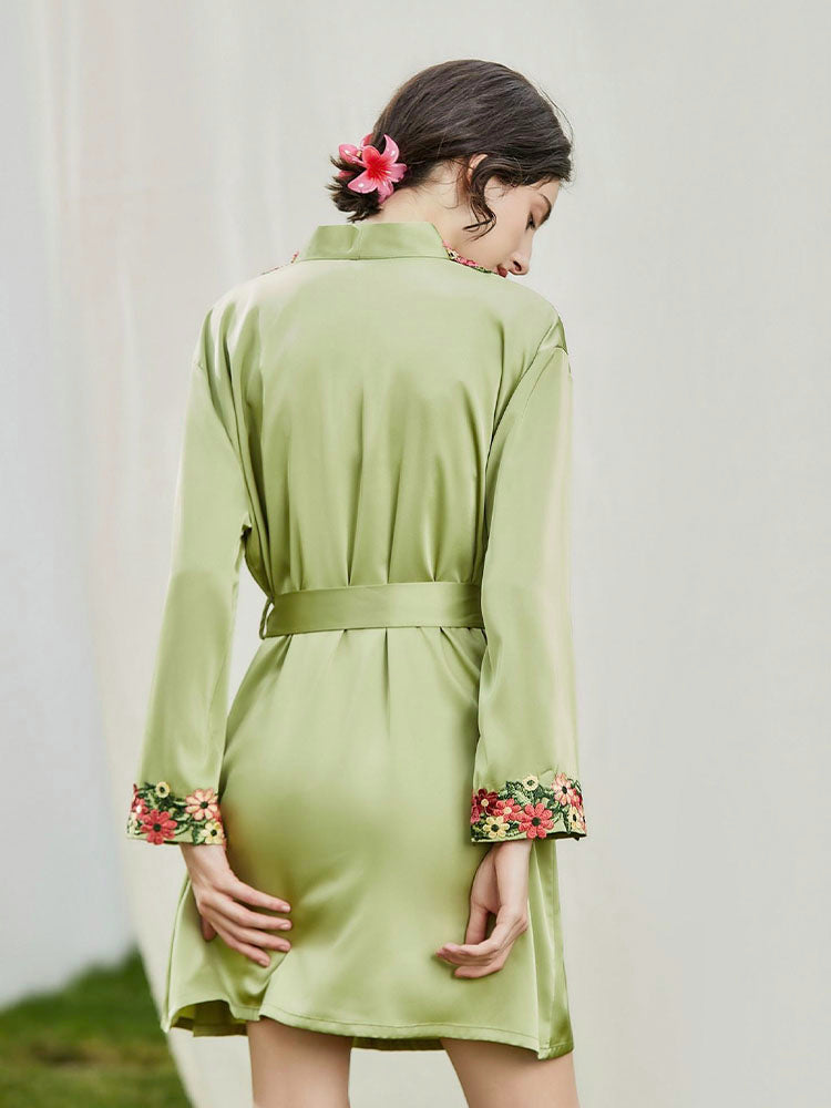 【ガウン】刺しゅう花柄 ベルト付きガウン