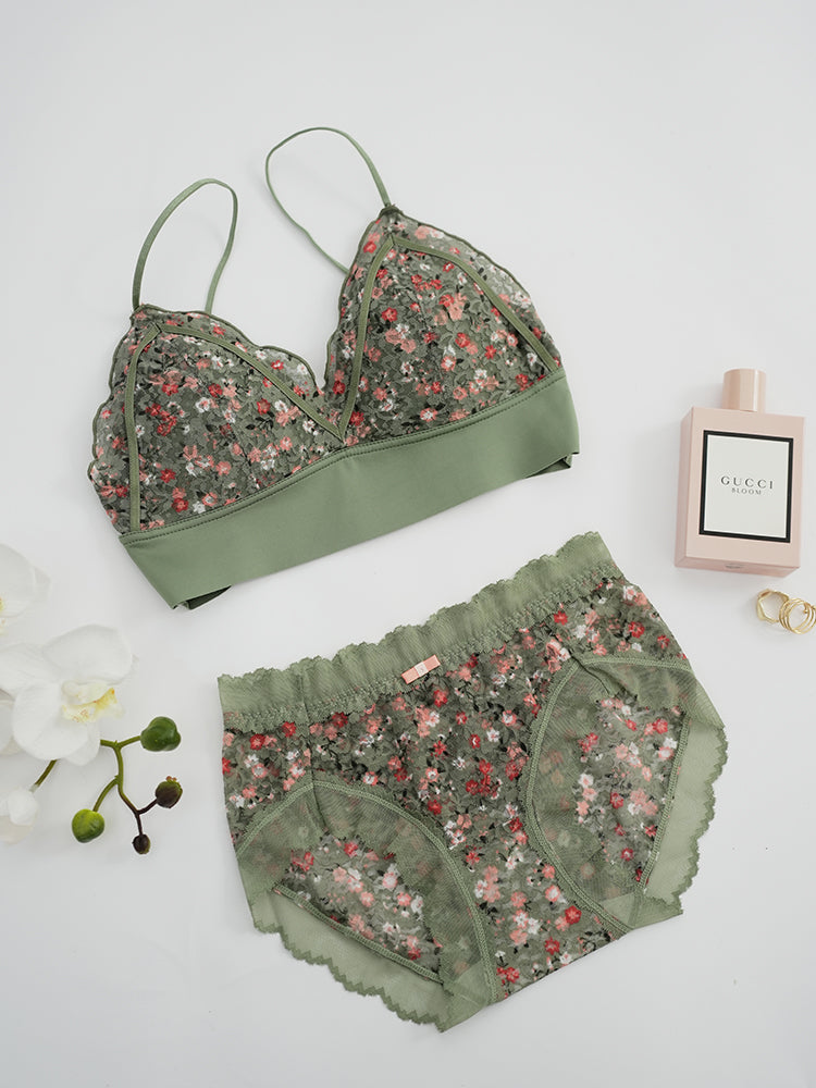 【ノンワイヤー】繊細な花柄の総レースノンワイヤーブラ