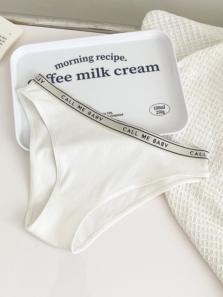 ウエストゴム英字ロゴ入り カジュアルショーツ