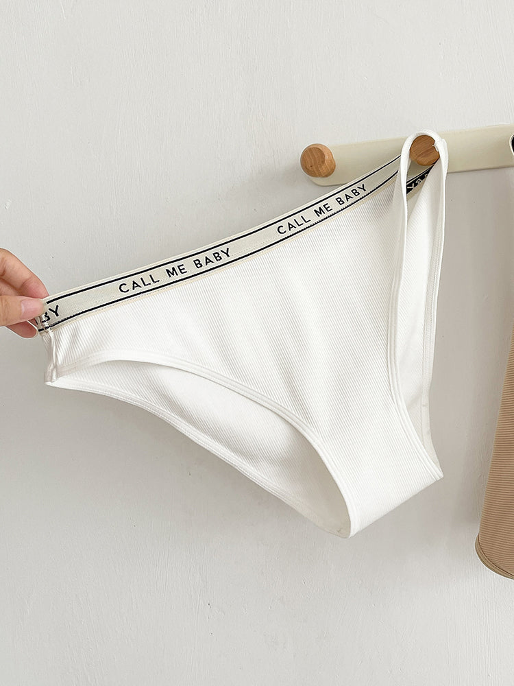 ウエストゴム英字ロゴ入り カジュアルショーツ