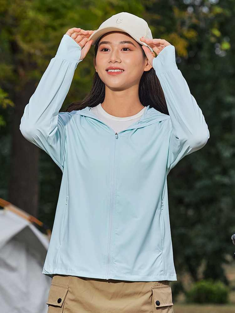 【UPF50+】日焼け対策 指穴付ジップアップパーカー(女性)