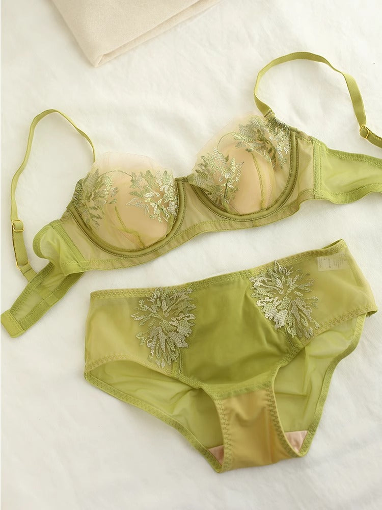 【エアリー・ワイヤー入り】花柄刺しゅうブラセット 3/4カップ