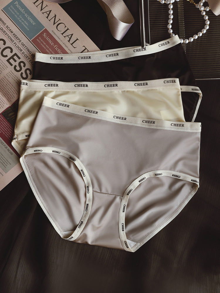 【在庫処分】アイスシルク 滑らかタッチショーツ はきこみ丈ふつう