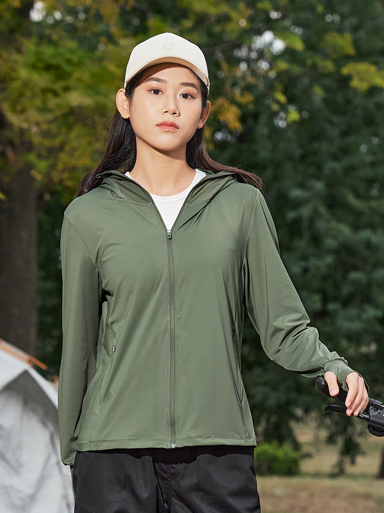 【UPF50+】日焼け対策 指穴付ジップアップパーカー(女性)