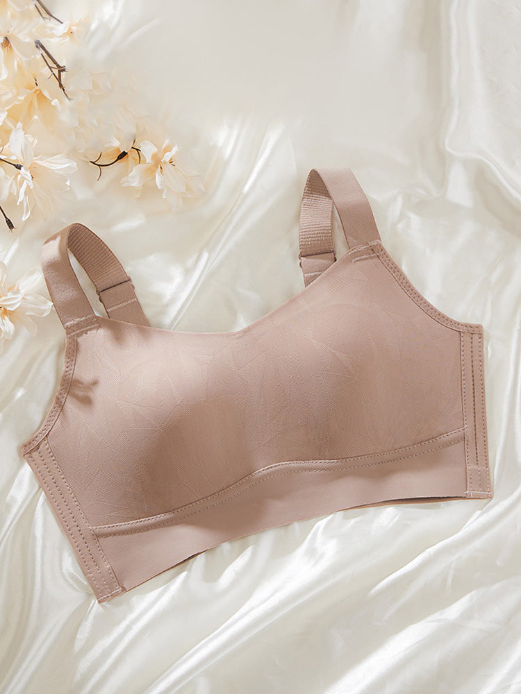 【在庫処分・ノンワイヤー】伸びる生地 ワイヤーレス小さく見せるブラ