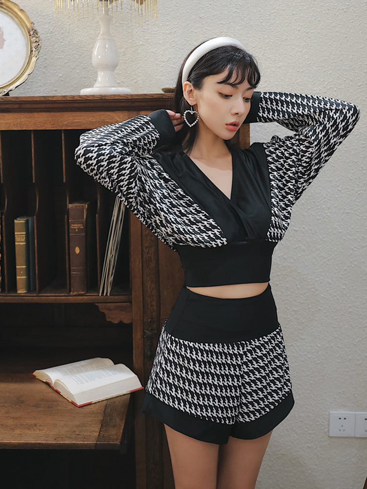 【在庫処分・ノンワイヤー】体型カバー 千鳥柄水着セット 4点入り