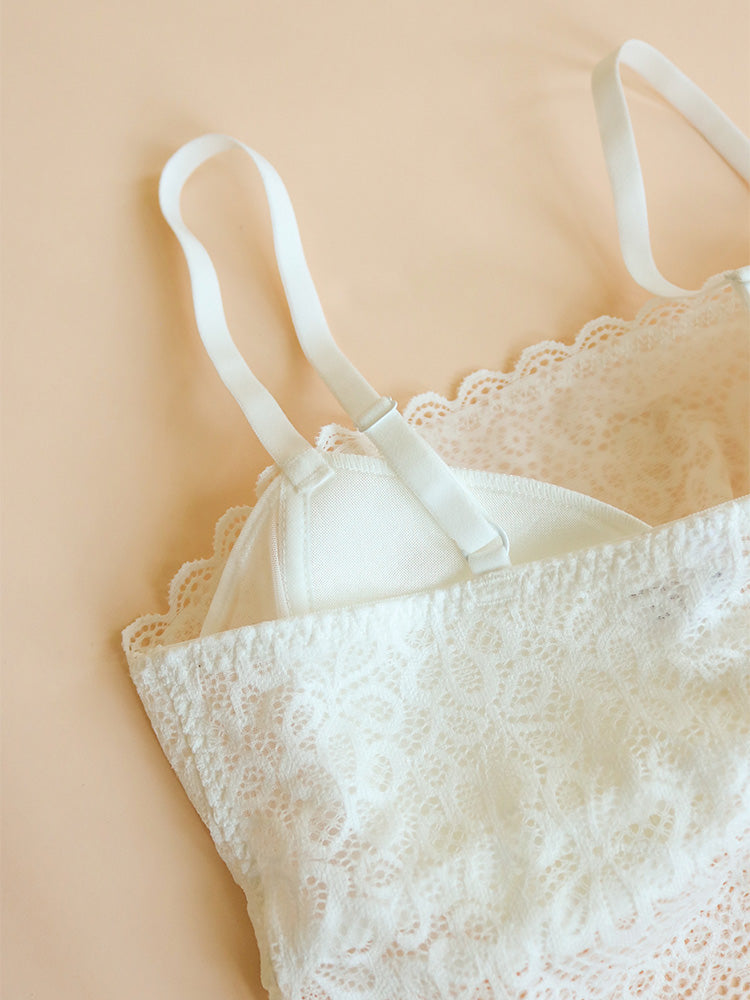 【ノンワイヤー】チラ見え対策 谷間隠し 総レースブラトップ