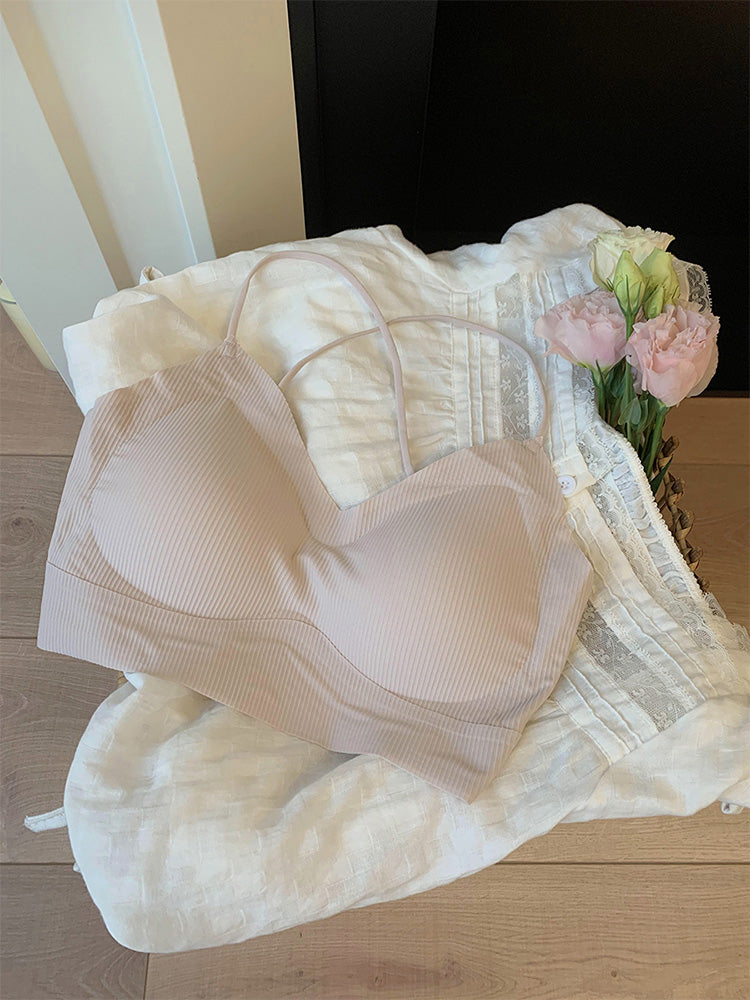 【ノンワイヤー】美背中シームレスブラトップ