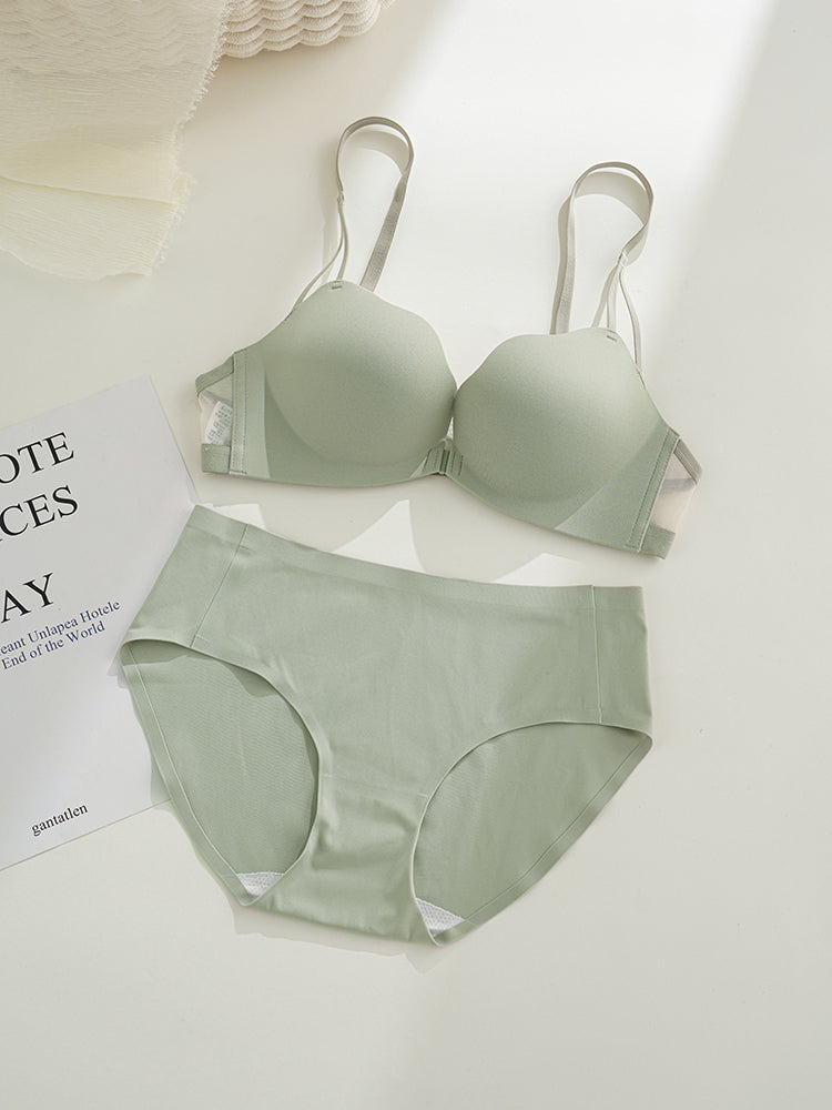 【ノンワイヤー】フロントホックブラジャー 自胸で谷間メイク