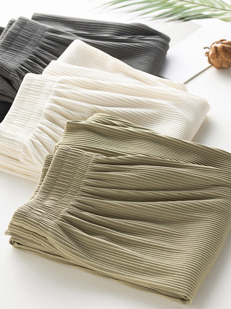 【在庫処分】体型カバープリーツ加工パンツ