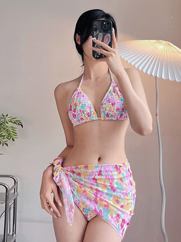 【ノンワイヤー】パレオ付き かわいい花柄ビキニ3点セット