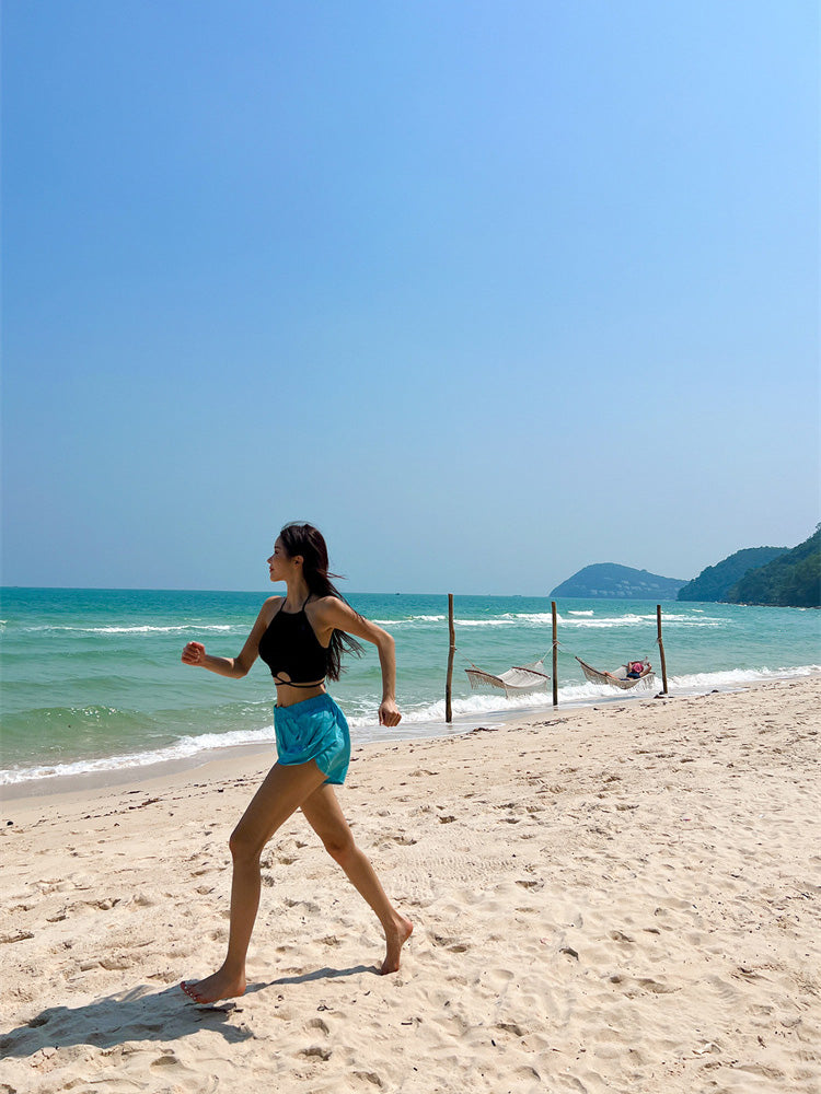 【ノンワイヤー】ホルダーネック 可愛くてセクシー ビキニ 上下セット