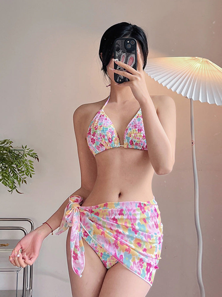【ノンワイヤー】パレオ付き かわいい花柄ビキニ3点セット