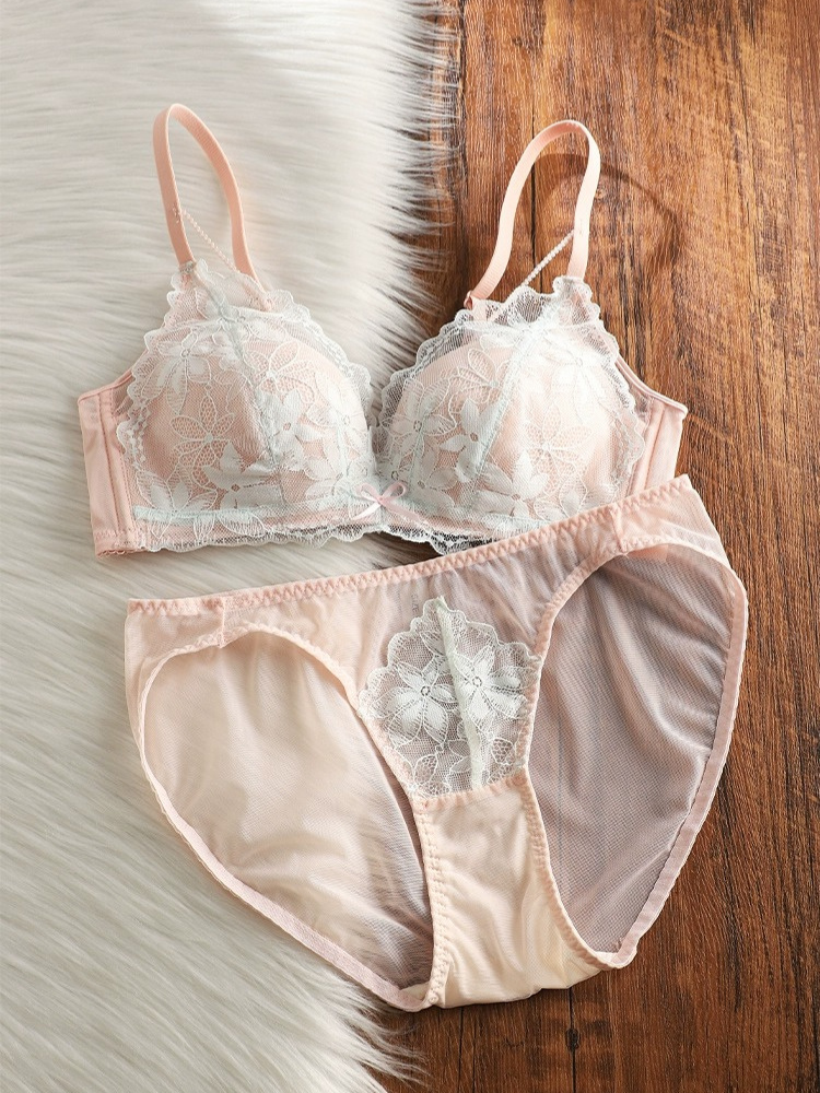 【ノンワイヤー】花咲く総レースブラ&ショーツセット