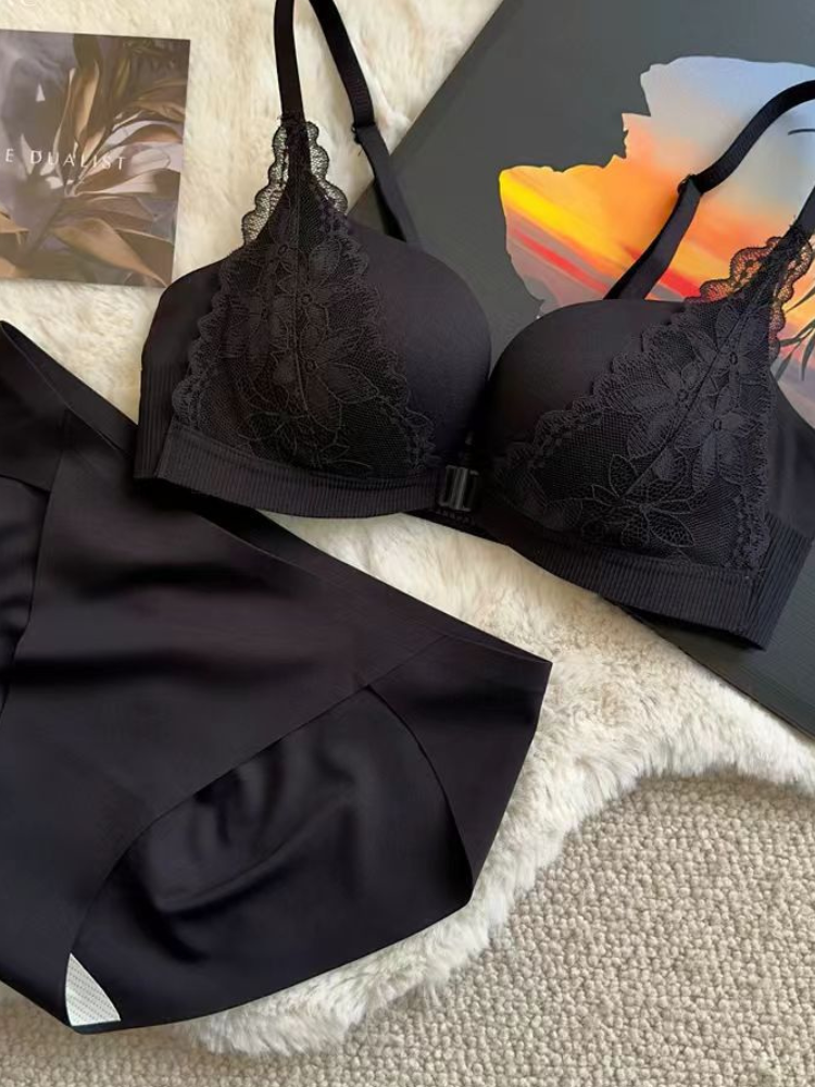 【ノンワイヤー】フロントホック ブラ&ショーツ