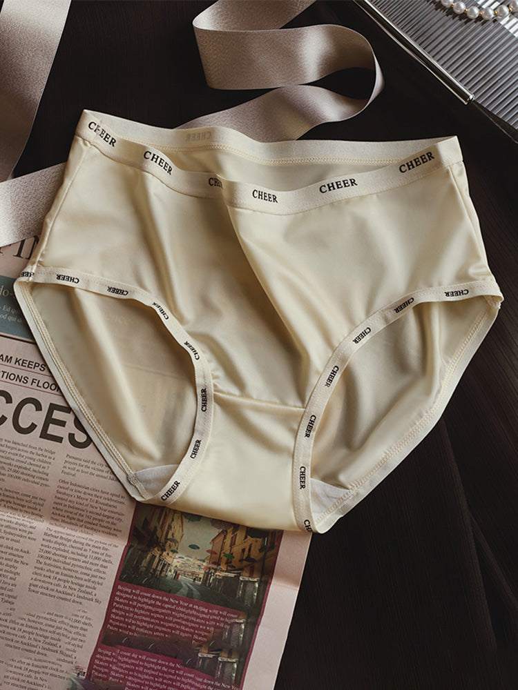 【在庫処分】アイスシルク 滑らかタッチショーツ はきこみ丈ふつう