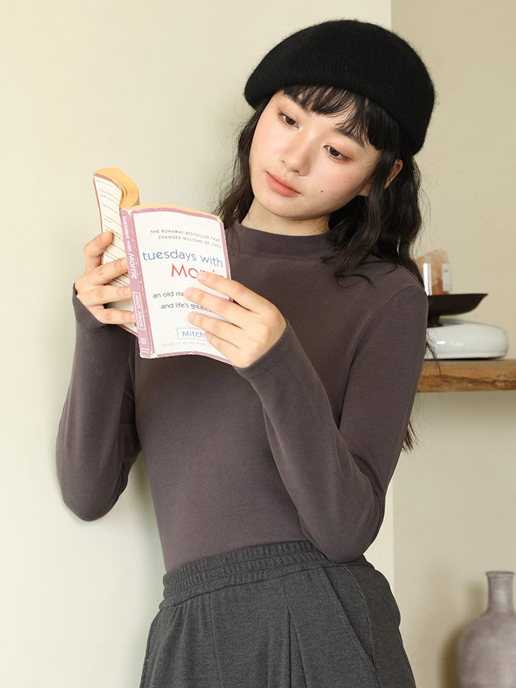 ふんわり軽い ハイネックニット ウール混 インナー