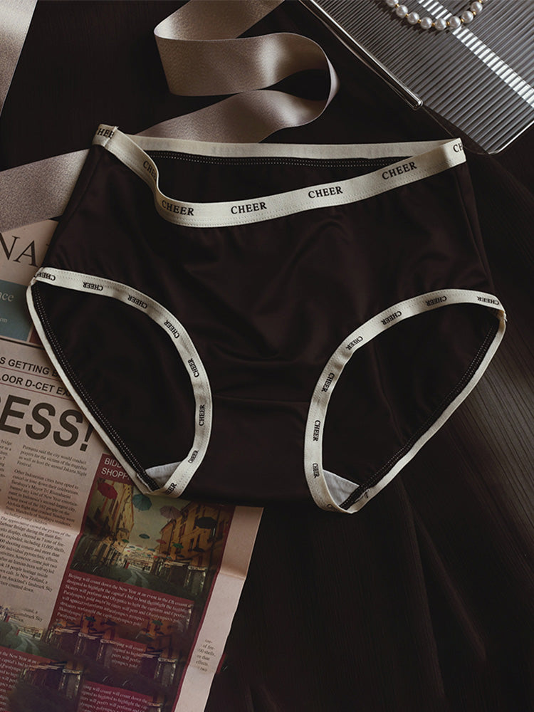 【在庫処分】アイスシルク 滑らかタッチショーツ はきこみ丈ふつう