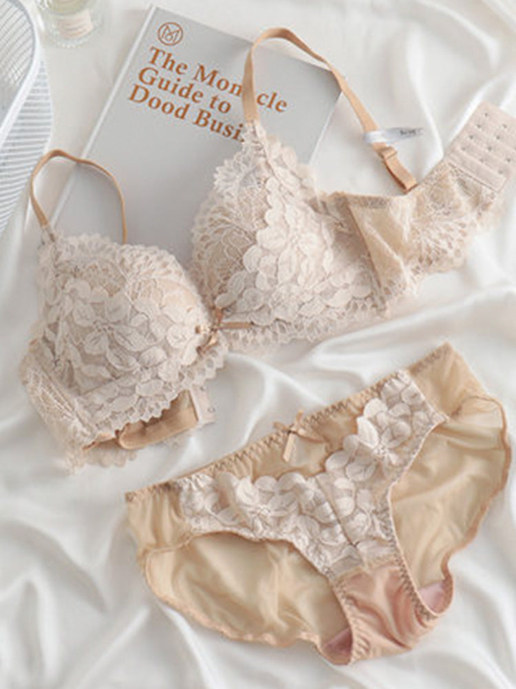【ノンワイヤー】総レース花柄 ノンワイヤーブラセット 自胸で谷間メイク
