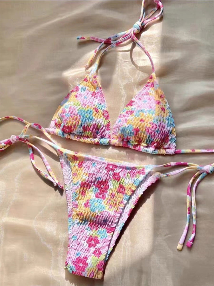 【ノンワイヤー】パレオ付き かわいい花柄ビキニ3点セット