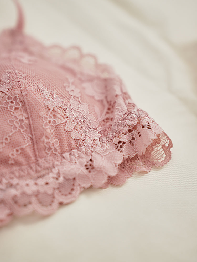 【在庫処分・ノンワイヤー】薄手シルク裏地 総レースノンワイヤーブラ