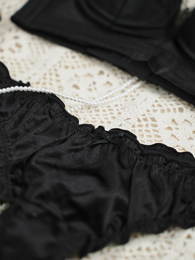 【在庫処分】シルク質感 フリルTバック