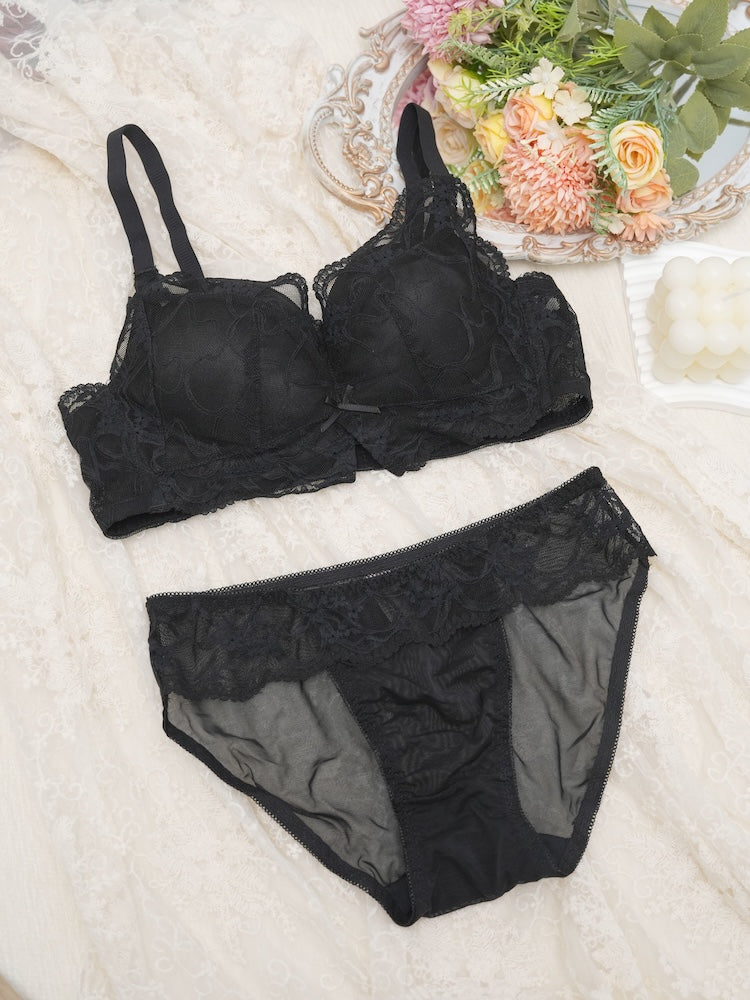 【ノンワイヤー盛れる】下厚パッド 大人っぽい総レースブラ&ショーツ