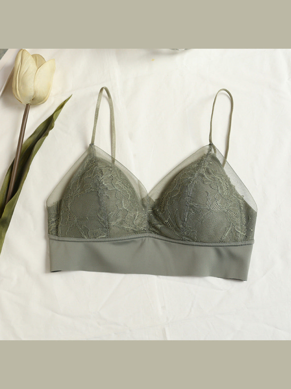 【在庫処分・ノンワイヤー】レースカバー 薄手ノンワンヤーブラ