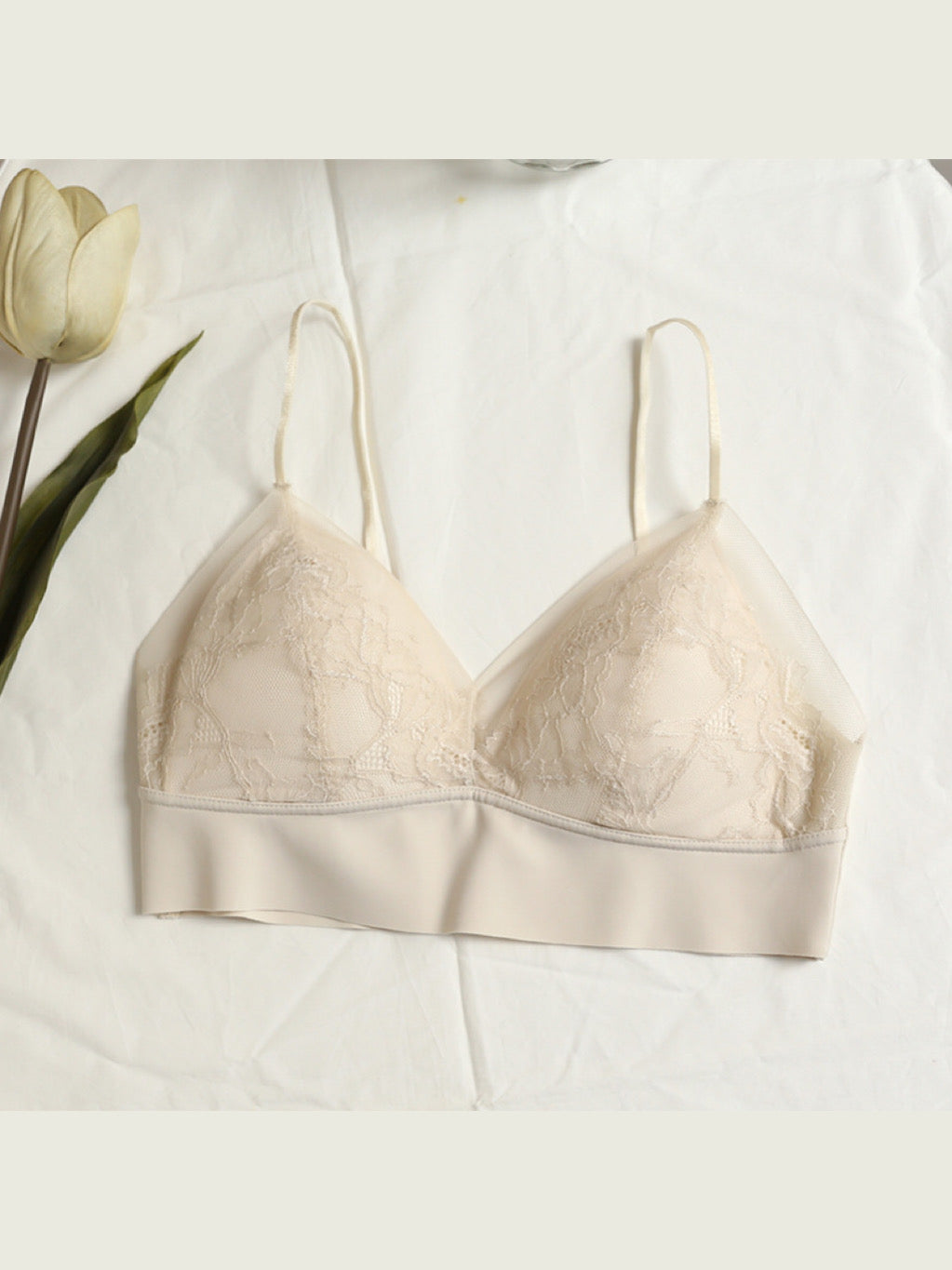【在庫処分・ノンワイヤー】レースカバー 薄手ノンワンヤーブラ