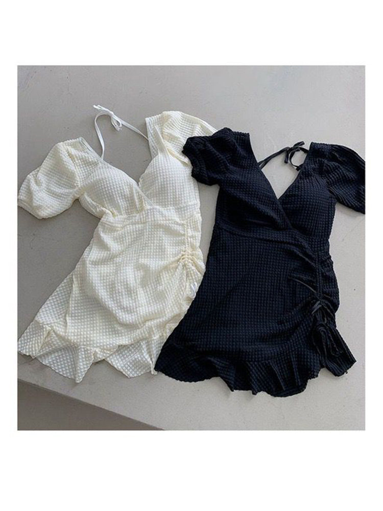 【ワイヤー入り】シンプルデザイン シアワンピース付き水着