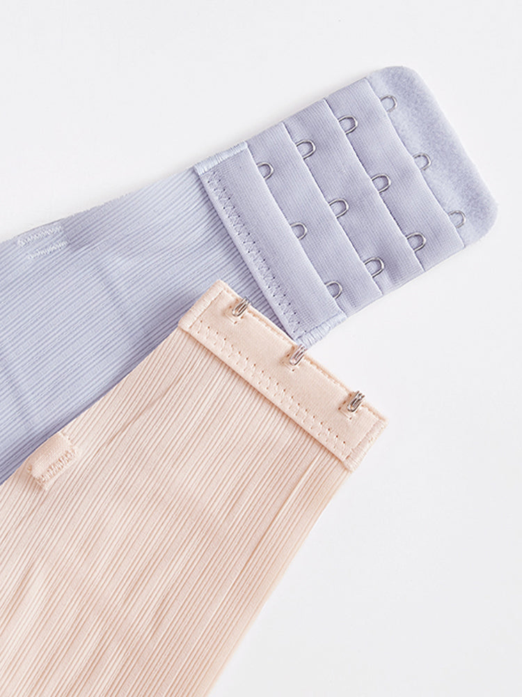 ズレにくい！盛れるストラップレスブラ&ショーツ