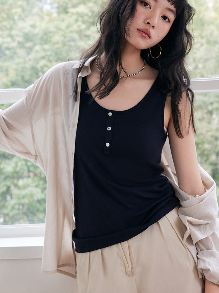 ボタン設計タンクトップ パッドなし