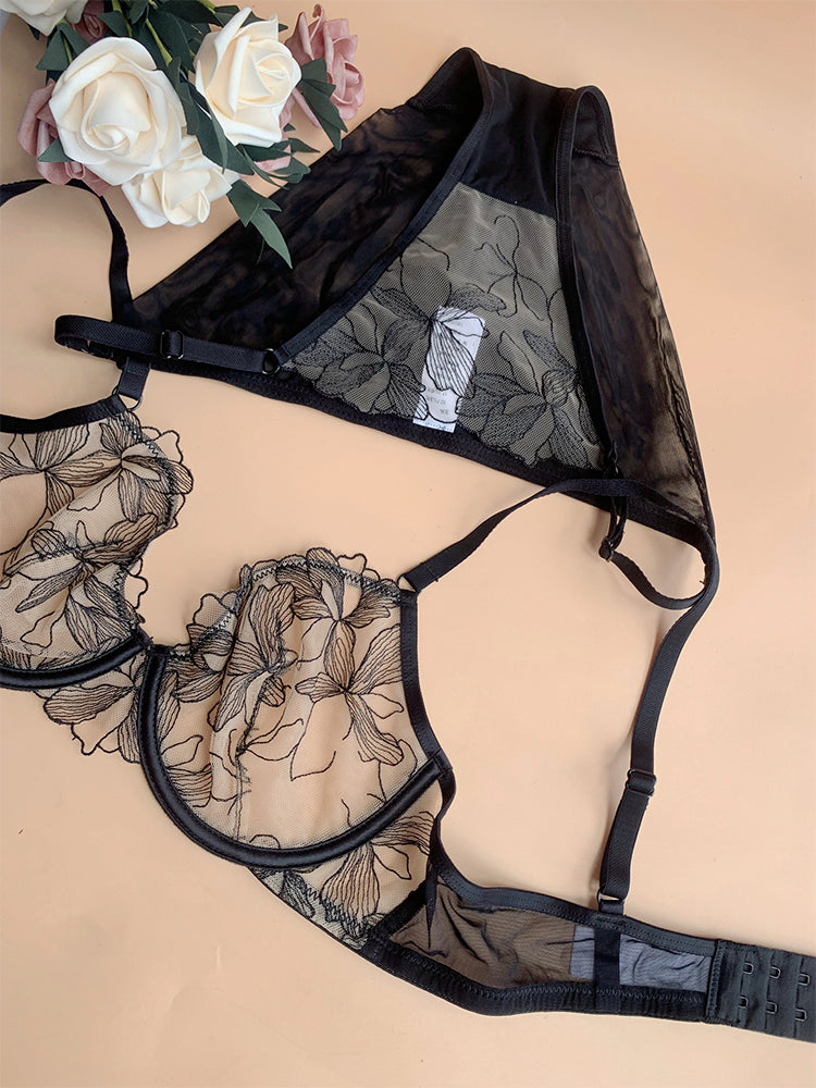 【ノンカップ・ワイヤー入り】大人セクシー 刺繍レースブラ＆ショーツ